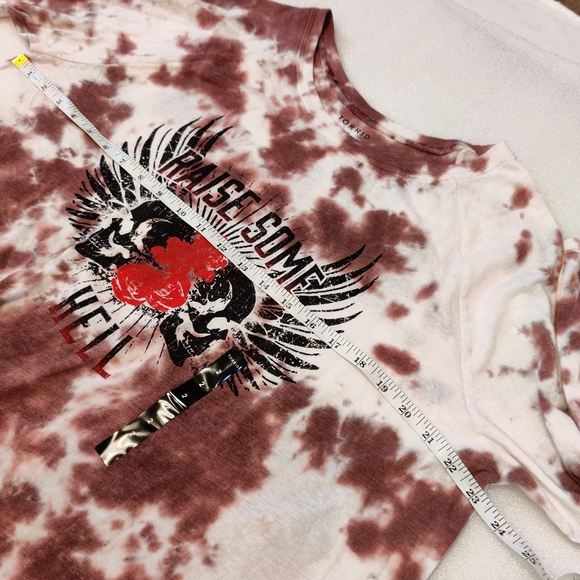 Torrid NWT Raise Hell Classic Fit Raglan Brow Top - Picture 4 of 10